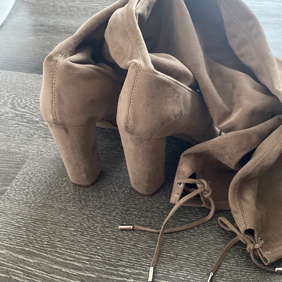 Steve Madden Suede feel Thigh high boots - Picture 4 of 8